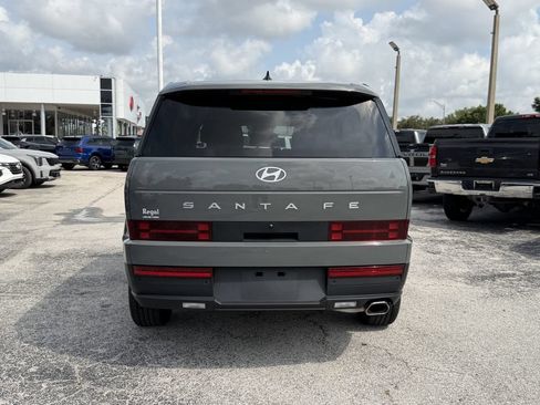 Used 2024 Hyundai Santa Fe SE FWD image 7