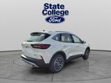 New 2024 Ford Escape SE image 3