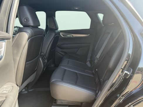 Used 2023 Cadillac XT5 Luxury image 36