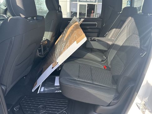 New 2026 RAM 1500 4x4 Crew Cab image 11