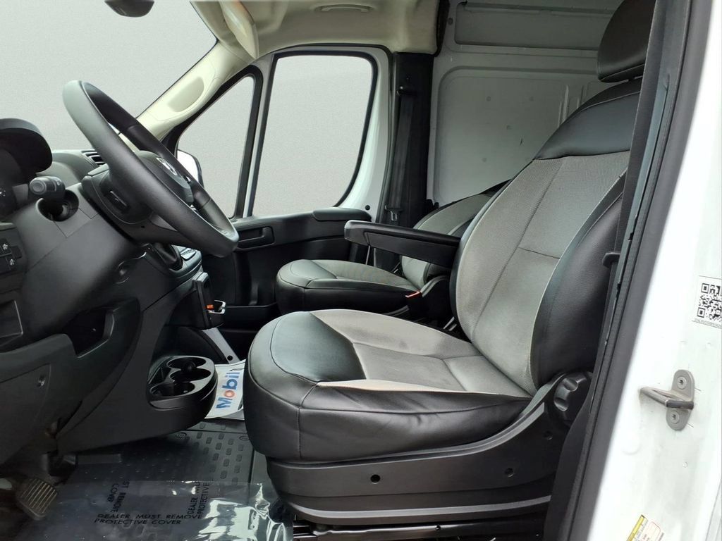 Used 2023 RAM ProMaster 2500 FWD image 24