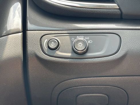Used 2019 Buick Encore Preferred AWD/4WD image 22