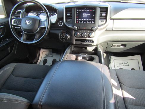Used 2021 RAM 1500 Big Horn image 19