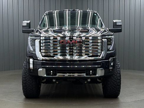 Used 2026 GMC Sierra 2500 Denali w/ Denali Reserve Package AWD/4WD image 8