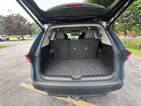 Used 2024 Toyota Grand Highlander AWD image 10