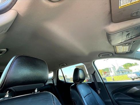 Used 2020 GMC Terrain SLT image 21