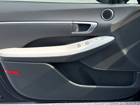 Certified 2025 Hyundai Sonata SEL AWD/4WD image 18