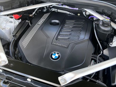 Used 2023 BMW X5 sDrive40i w/ M Sport Package RWD image 31