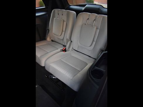 Used 2018 Ford Explorer FWD image 23