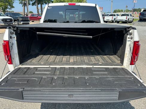 Used 2016 Ford F150 Platinum w/ Equipment Group 701A Luxury RWD image 16