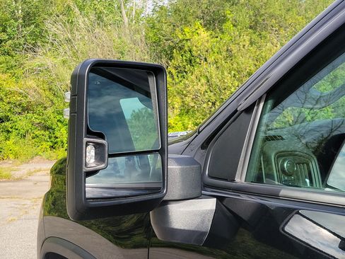 Used 2024 Chevrolet Silverado 2500 Custom w/ Custom Convenience Package AWD/4WD image 10