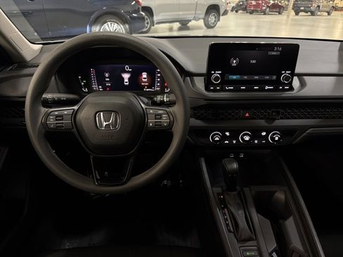 Used 2024 Honda Accord LX image 27