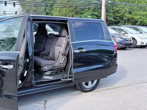 Used 2018 Honda Odyssey EX image 23