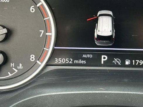 Used 2025 Nissan Rogue SV AWD/4WD image 45