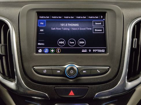 Used 2020 Chevrolet Equinox LS image 25