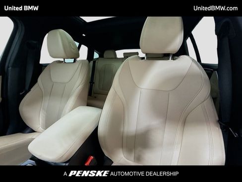 Used 2025 BMW X4 xDrive30i image 5