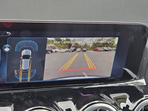 Certified 2025 Mercedes-Benz GLA 250 image 12