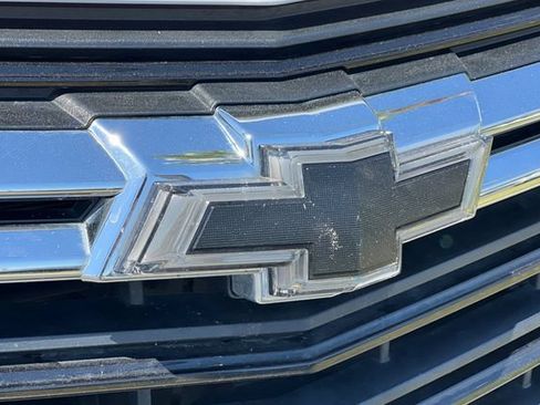 Used 2024 Chevrolet Equinox LT FWD image 39