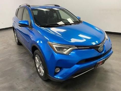 Used 2017 Toyota RAV4 Limited w/ Advanced Technology Package AWD/4WD image 10