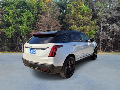 Used 2024 Cadillac XT5 Premium Luxury w/ Technology Package FWD image 16