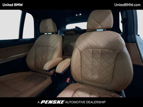 New 2026 BMW X7 xDrive40i w/ M Sport Package image 13