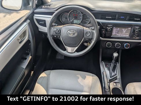 Used 2015 Toyota Corolla LE FWD image 17