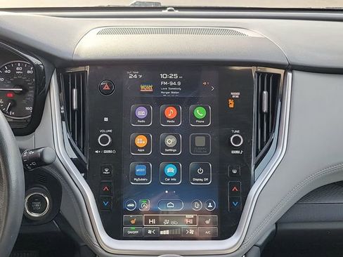 Used 2024 Subaru Outback Premium image 15