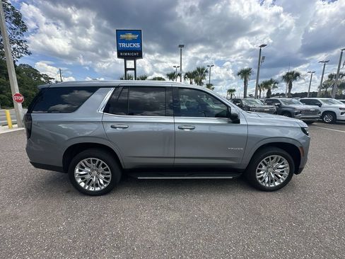 Used 2025 Chevrolet Tahoe LT w/ Comfort Package RWD image 17