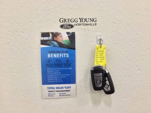 Used 2024 Ford Maverick Lariat w/ 4K Tow Package image 33