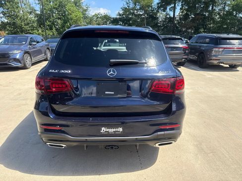 Used 2021 Mercedes-Benz GLC 300 4MATIC w/ AMG Line image 5