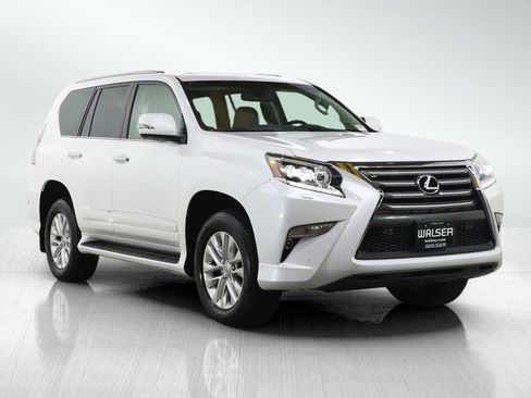 Used 2018 Lexus GX 460 Premium w/ Premium Package image 7