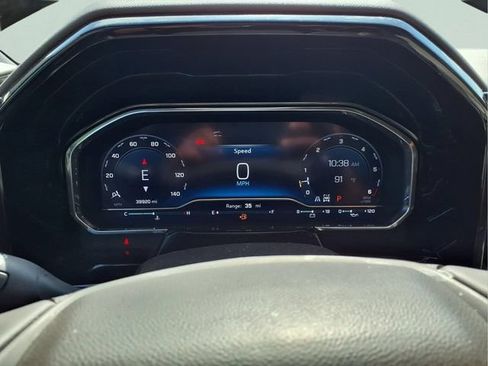 Used 2025 Chevrolet Silverado 1500 LTZ AWD/4WD image 32