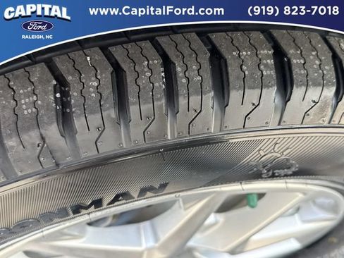 Used 2022 Chevrolet Equinox LT AWD/4WD image 14