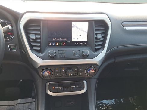 Used 2022 GMC Acadia SLT w/ Technology Package image 17