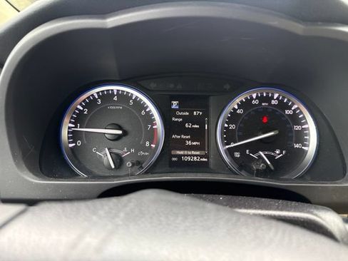 Used 2018 Toyota Highlander Limited Platinum AWD/4WD image 12