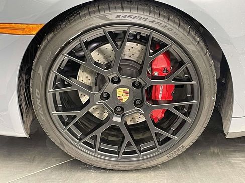 Used 2024 Porsche 911 Carrera S image 11