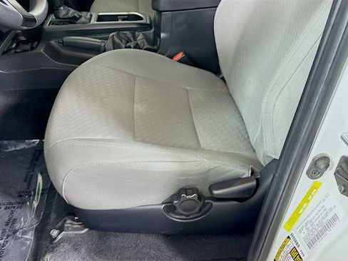 Used 2022 Toyota Tacoma SR AWD/4WD image 25