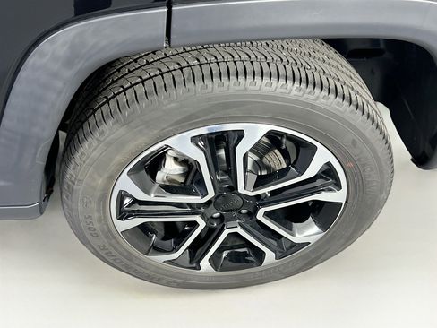 Used 2022 Jeep Compass Limited image 29