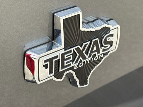 New 2026 Ford F150 XLT w/ Equipment Group 302A MID image 11