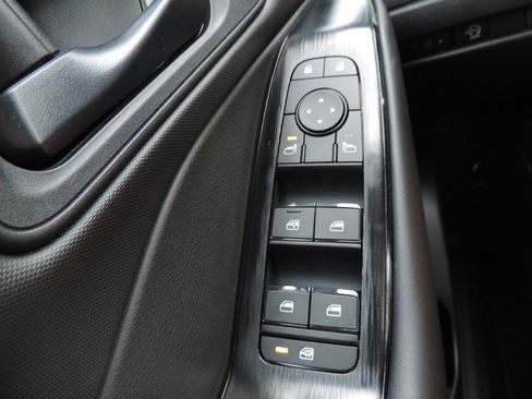 New 2026 Nissan Rogue S image 22