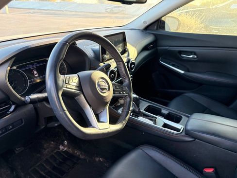 Used 2020 Nissan Sentra SR w/ Premium Package FWD image 8