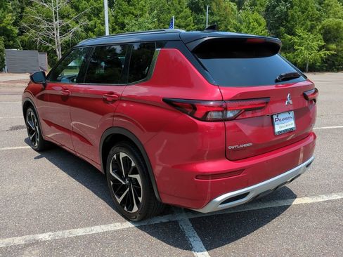 Used 2023 Mitsubishi Outlander SEL FWD image 6