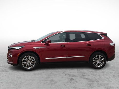 Used 2024 Buick Enclave Essence w/ Experience Buick Package FWD image 6