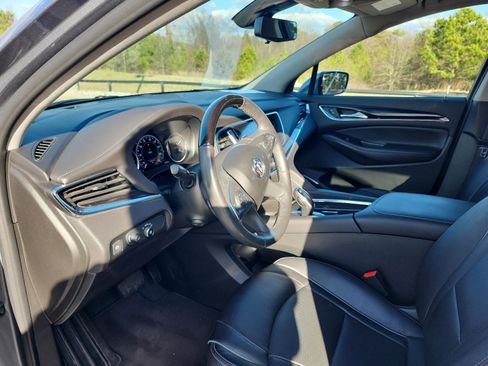 Certified 2021 Buick Enclave Avenir w/ Avenir Technology Package image 15