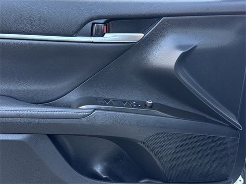 Used 2024 Toyota Camry XSE image 28