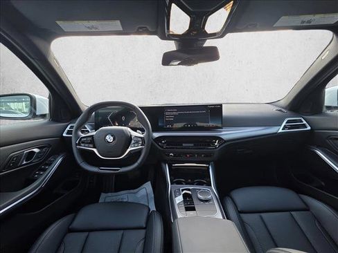 Used 2026 BMW 330i xDrive Sedan AWD/4WD image 18