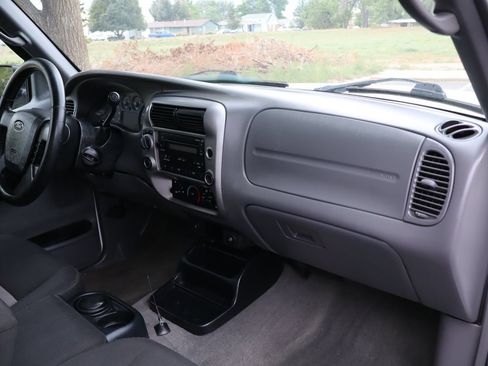 Used 2011 Ford Ranger XLT AWD/4WD image 16