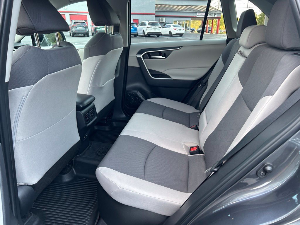 Certified 2025 Toyota RAV4 XLE AWD/4WD image 27