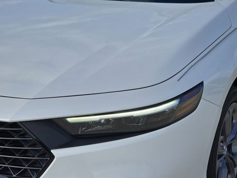 Used 2024 Honda Accord EX image 8