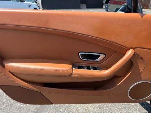 Used 2014 Bentley Continental GT image 35